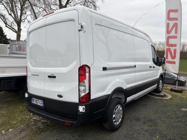 Ford Transit image 5