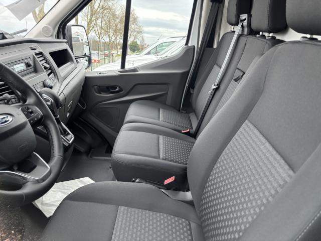 Ford Transit image 7