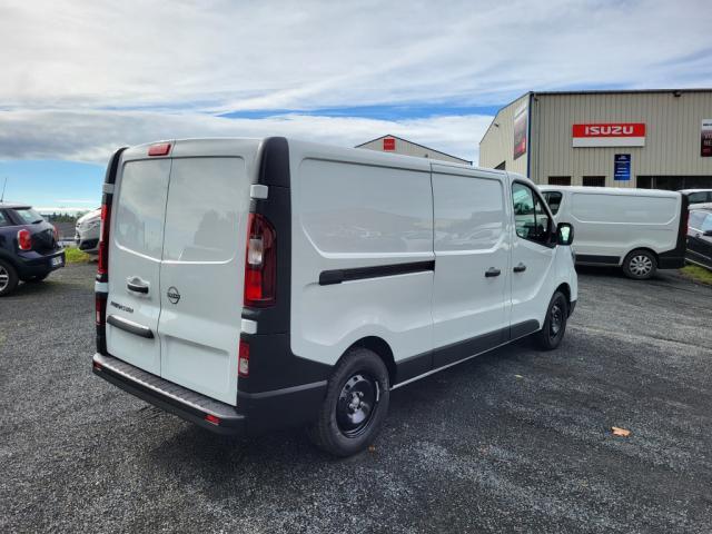 Nissan Primastar image 2