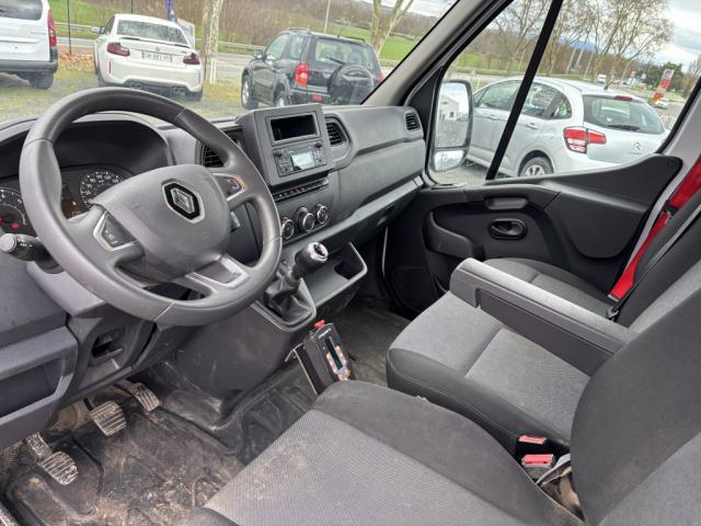 Renault Master image 1