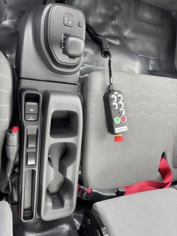 Isuzu M30 image 1