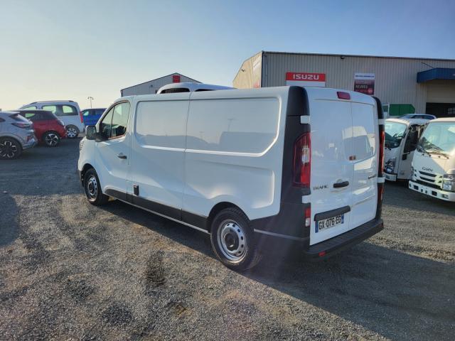 Renault Trafic image 2