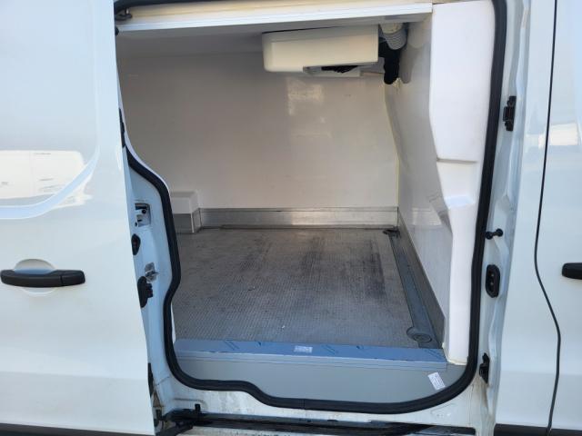 Renault Trafic image 3