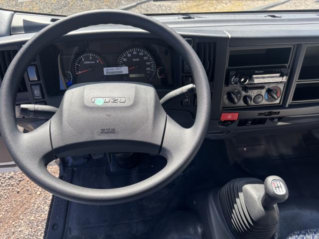 Isuzu M27 image 4