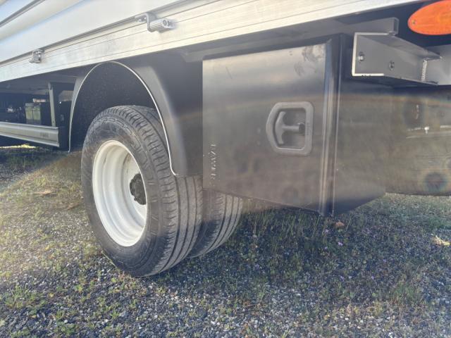 Isuzu M27 image 3