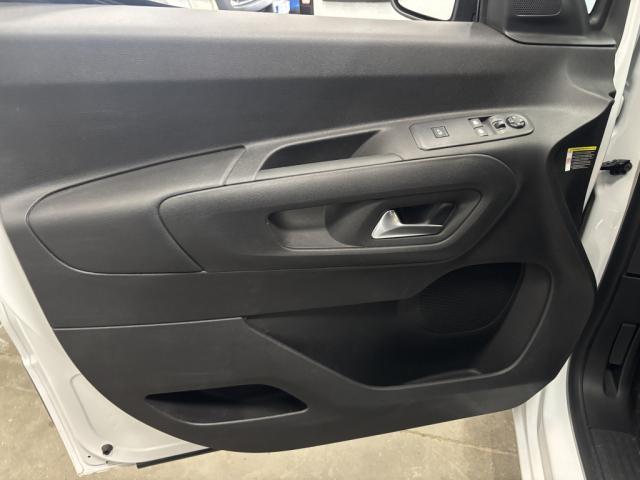 Peugeot Partner image 9