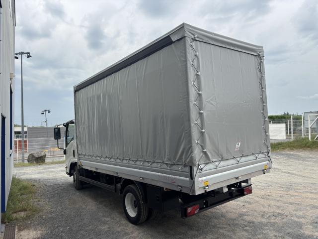 Isuzu M27 image 2