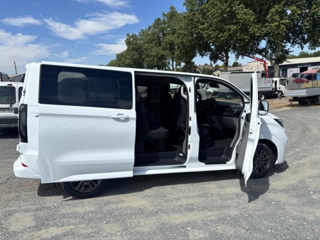 Ford Transit Custom image 5