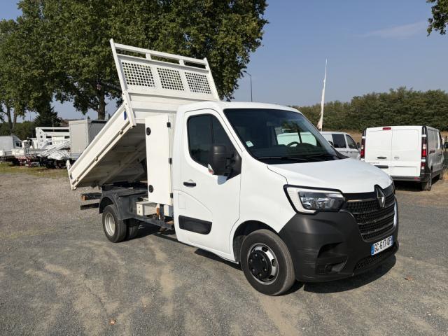 Renault Master image 1