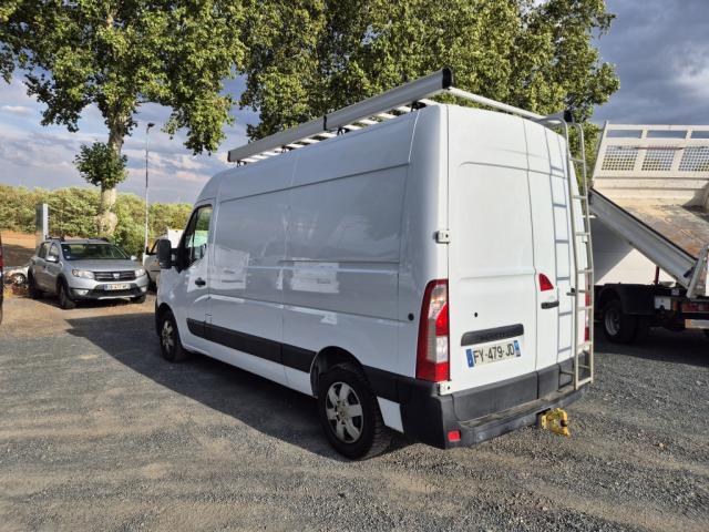 Renault Master image 2