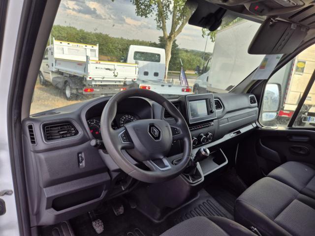 Renault Master image 3