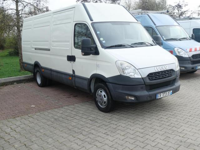 Iveco 35c13 image 2