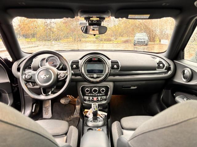 Mini Clubman image 9