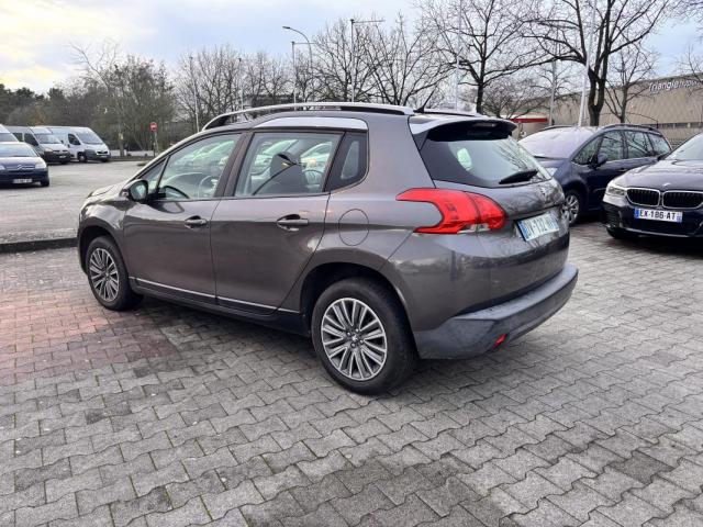 Peugeot 2008 image 3