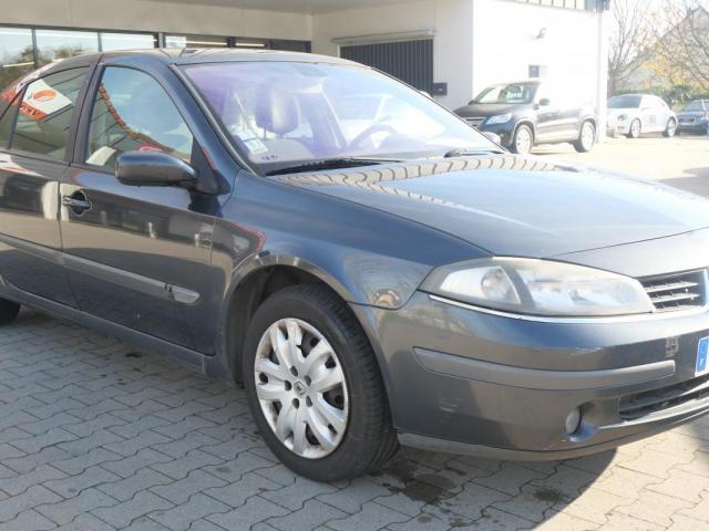Renault Laguna image 5