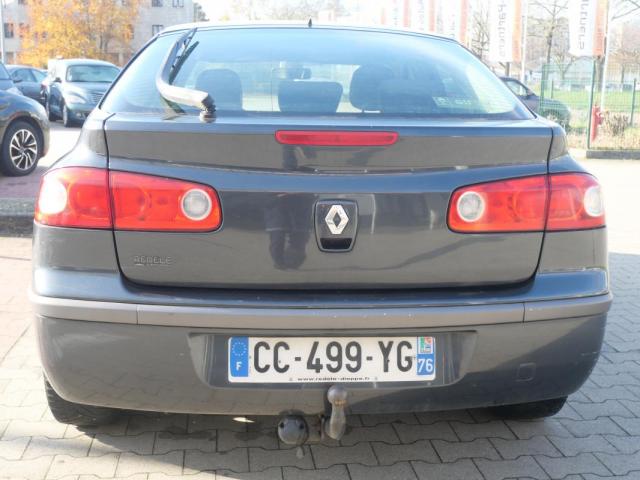 Renault Laguna image 4