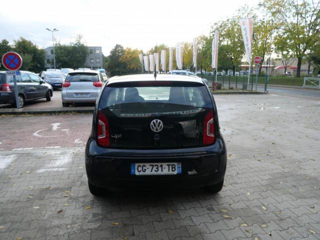 Volkswagen Up! image 7