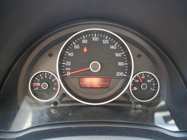 Volkswagen Up! image 2