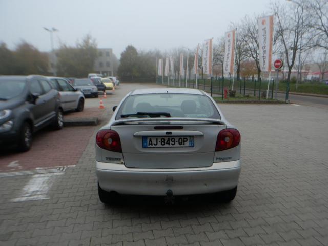 Renault Mégane Coupé image 4
