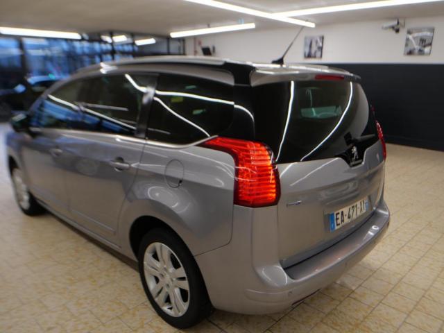 Peugeot 5008 image 7