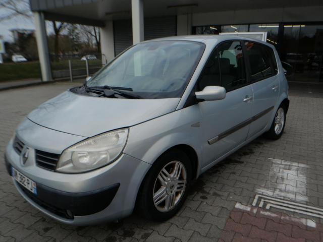 Renault Scénic image 2