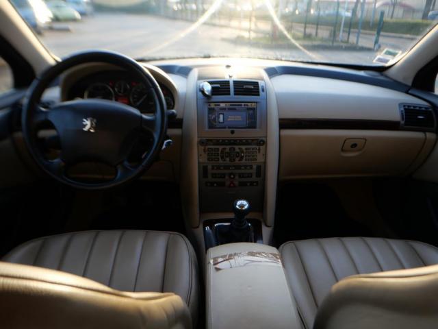Peugeot 407 image 3