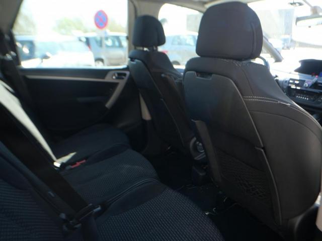Citroen C4 Picasso image 9