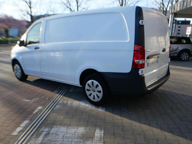 Mercedes Benz Vito image 4