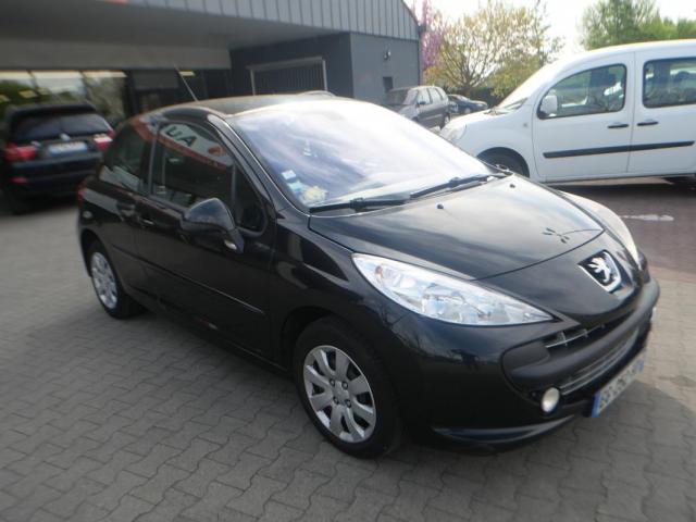 Peugeot 207 image 5