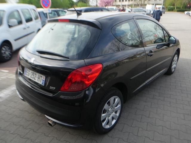 Peugeot 207 image 3