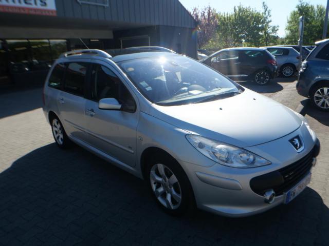 Peugeot 307 image 1