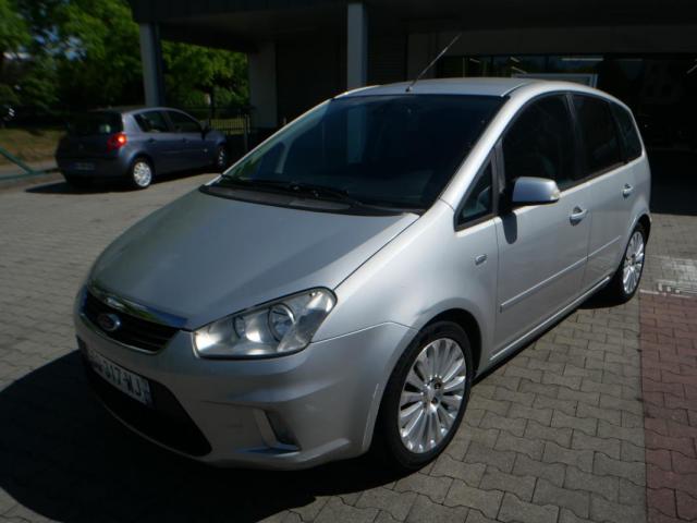 Ford C-Max image 8