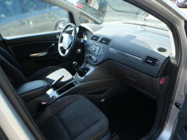 Ford C-Max image 9