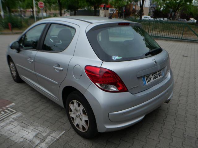 Peugeot 207 image 5