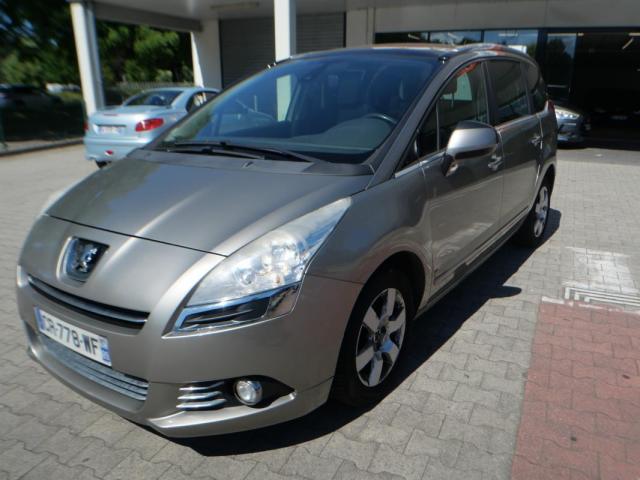 Peugeot 5008 image 6