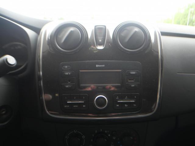 Dacia Sandero image 3