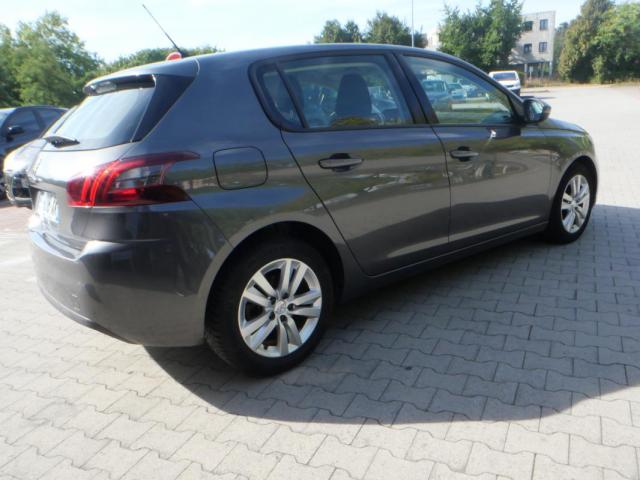 Peugeot 308 image 6