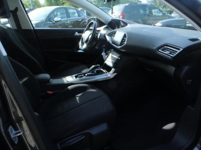 Peugeot 308 image 3