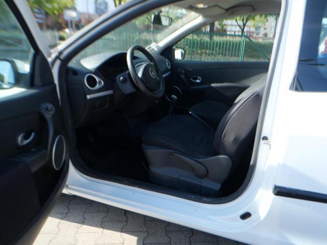 Renault Clio image 7