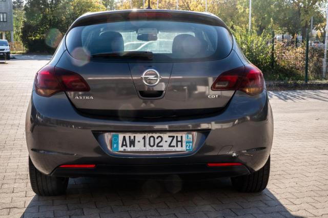 Opel Astra image 1