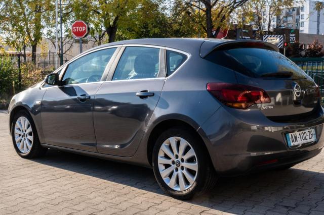 Opel Astra image 5