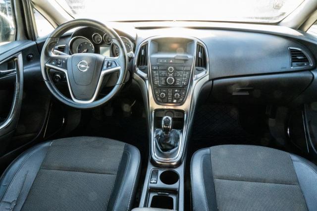 Opel Astra image 4
