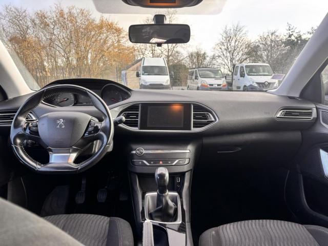 Peugeot 308 image 3