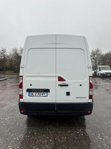 Renault Master image 2