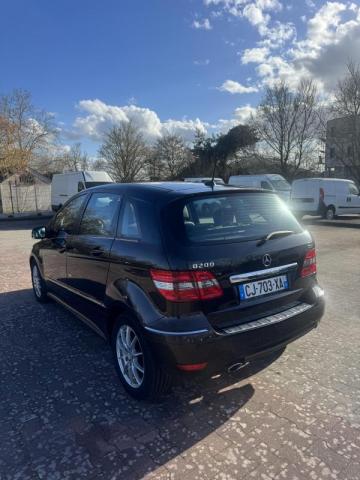 Mercedes Benz Classe B image 2
