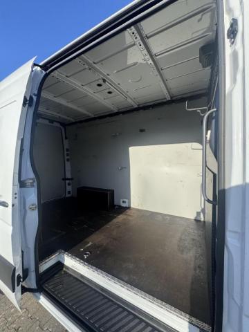 Mercedes Benz Sprinter image 1