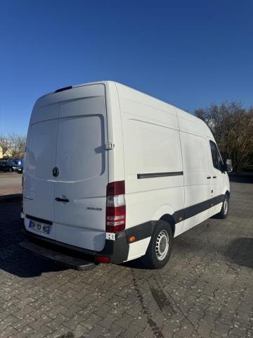 Mercedes Benz Sprinter image 7