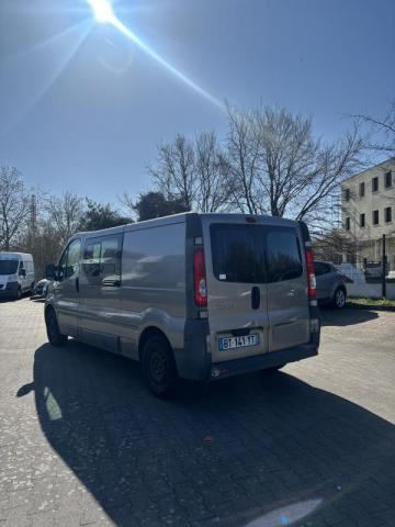 Renault Trafic image 8