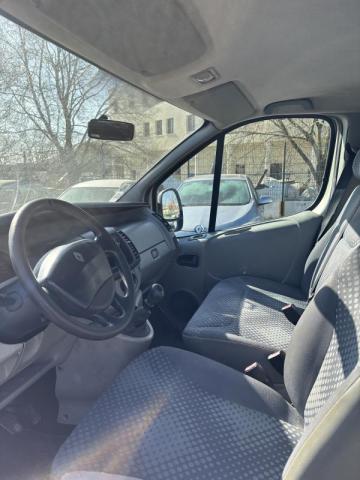 Renault Trafic image 4