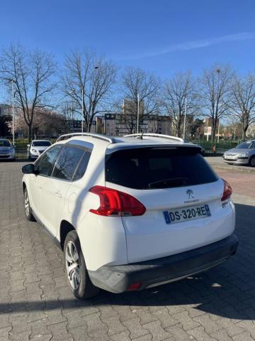 Peugeot 2008 image 5
